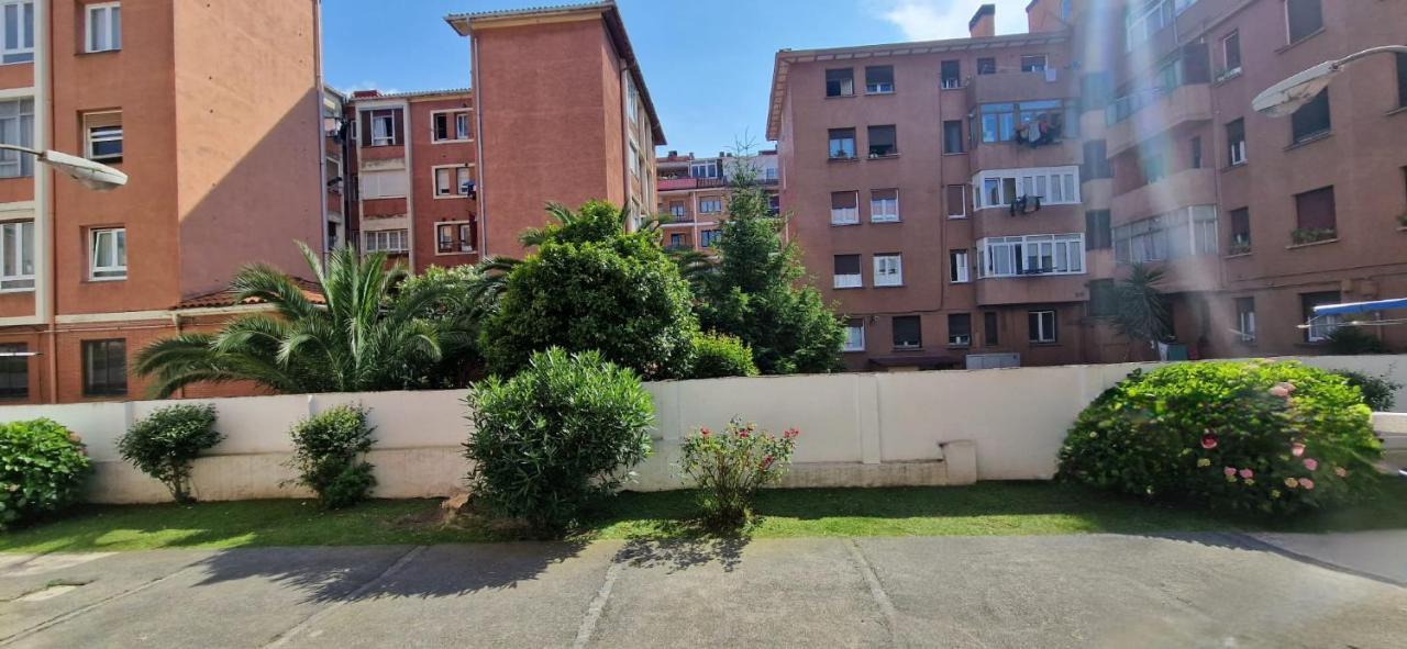 Family Apartment / Apartamento Familiar Getxo Exteriör bild
