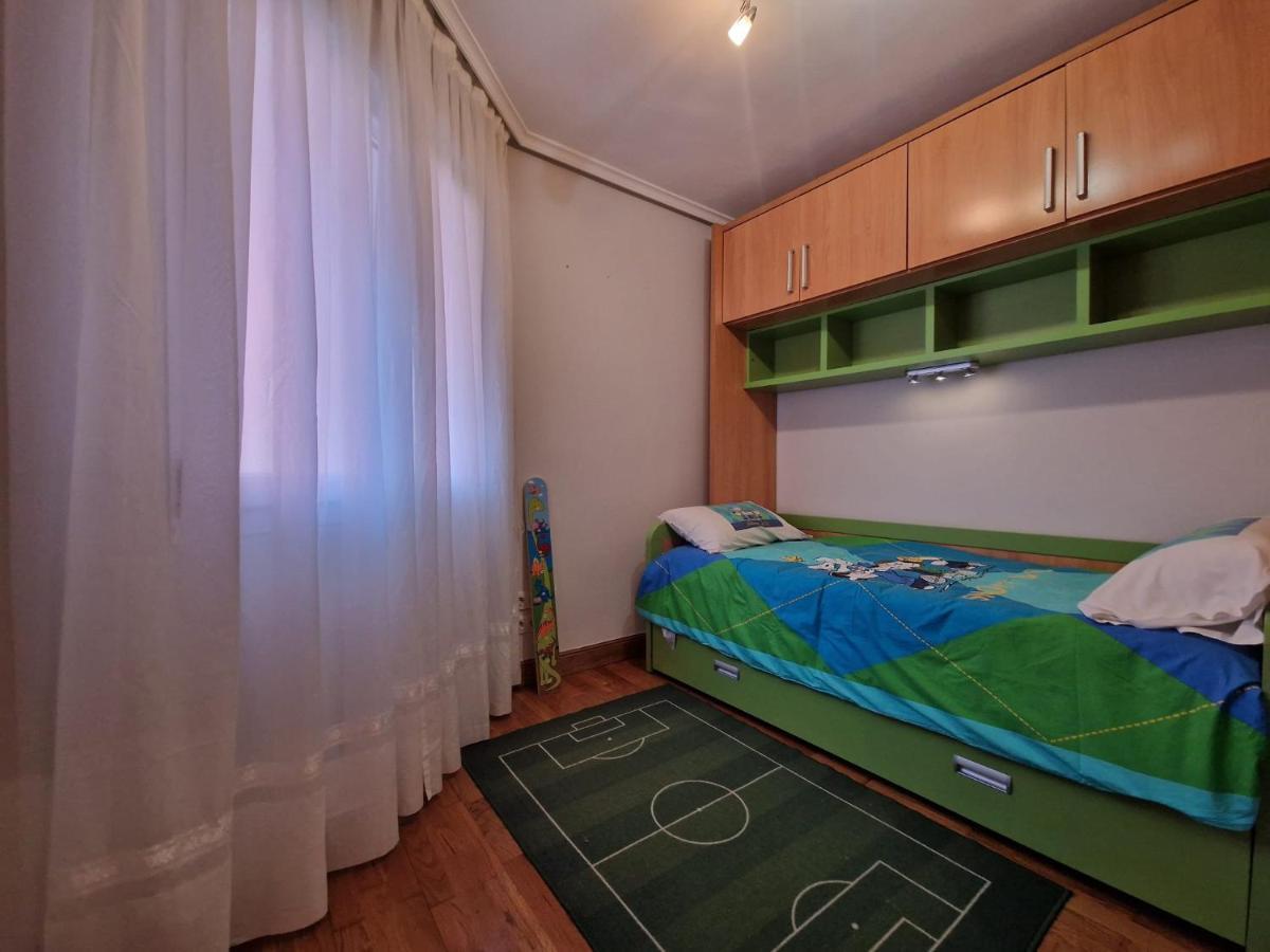 Family Apartment / Apartamento Familiar Getxo Exteriör bild